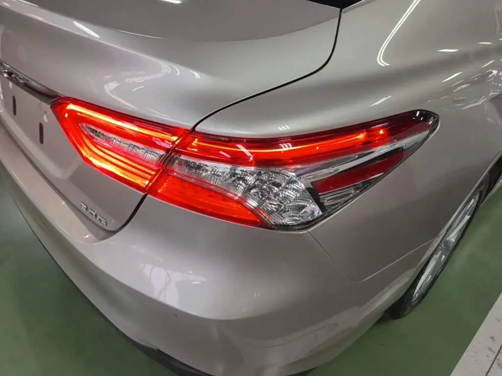 Toyota Camry 2022 — Фото 8/20