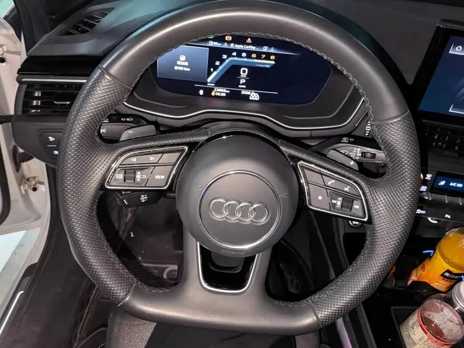 Audi A4L 2024 — Фото 15/16