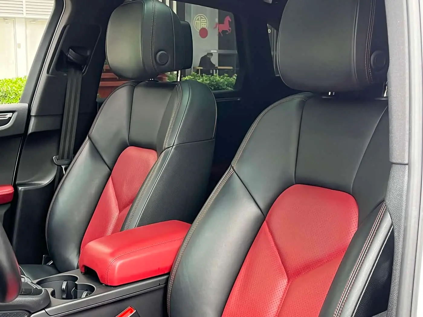Porsche Macan 2018 — Şəkil 18/19