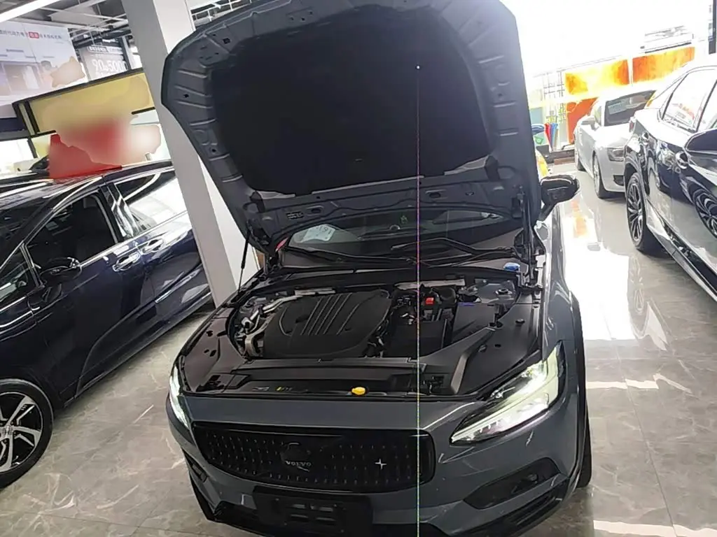 Volvo V90 2021 — Photo 16/20