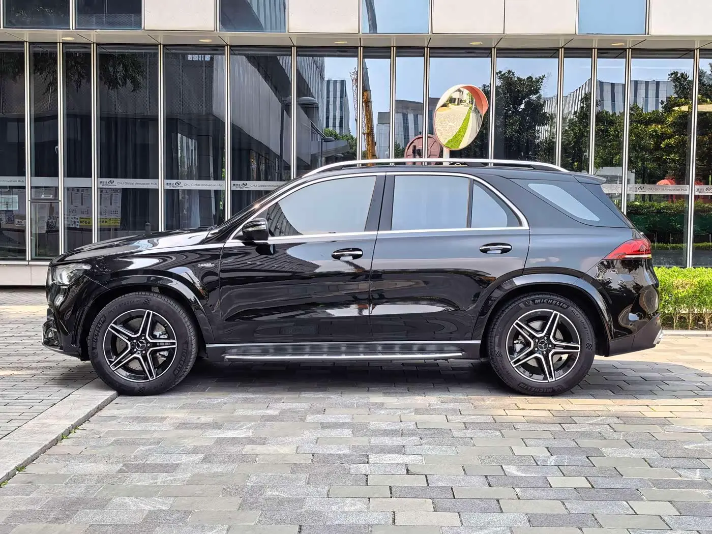 Mercedes-Benz GLE AMG 2021 — Photo 6/20