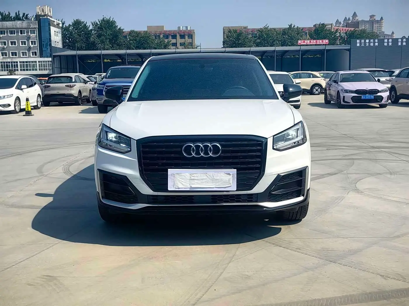 Audi Q2L 2020 — Şəkil 2/15