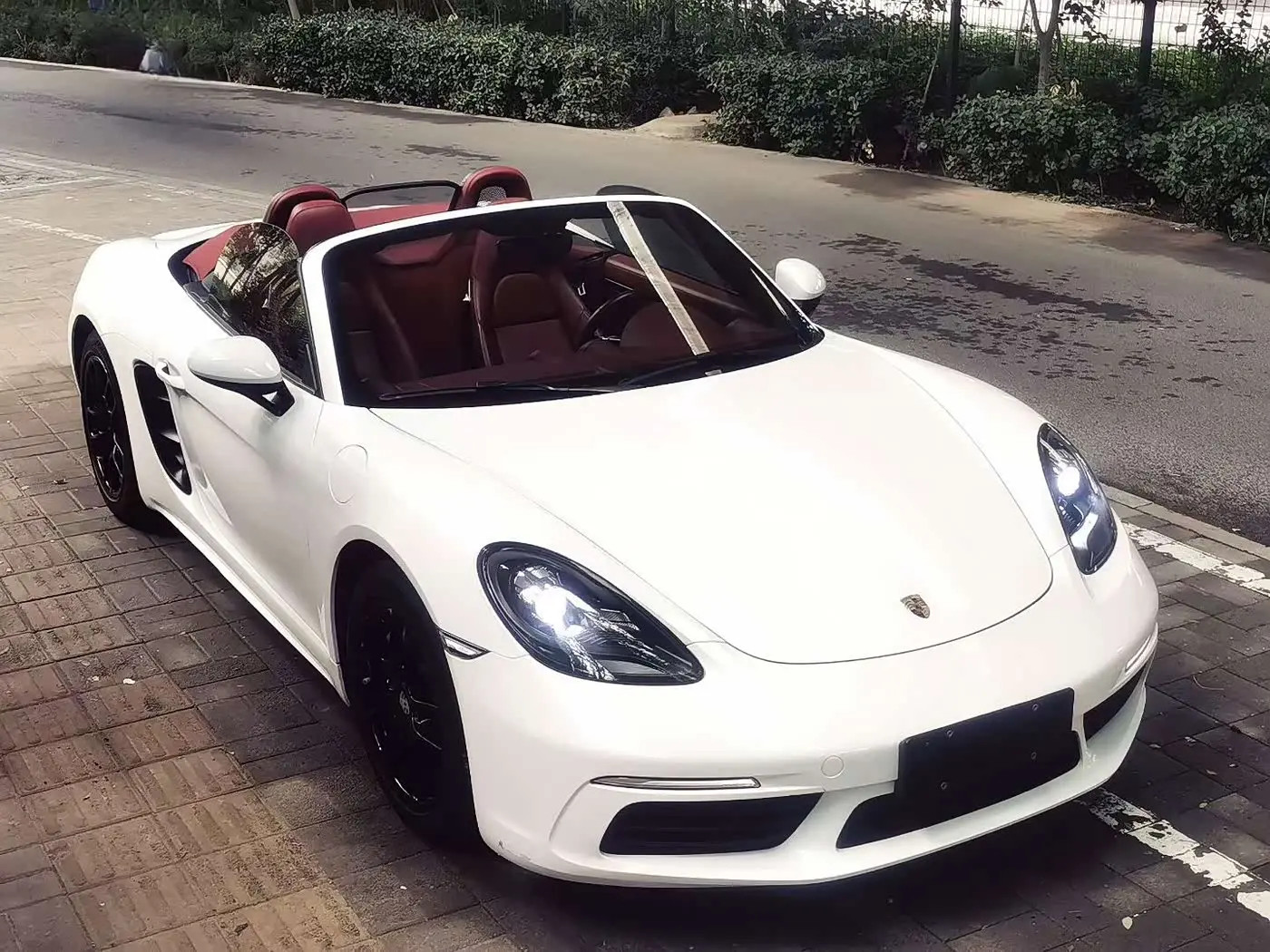 Porsche 718 2019 — Photo 2/9