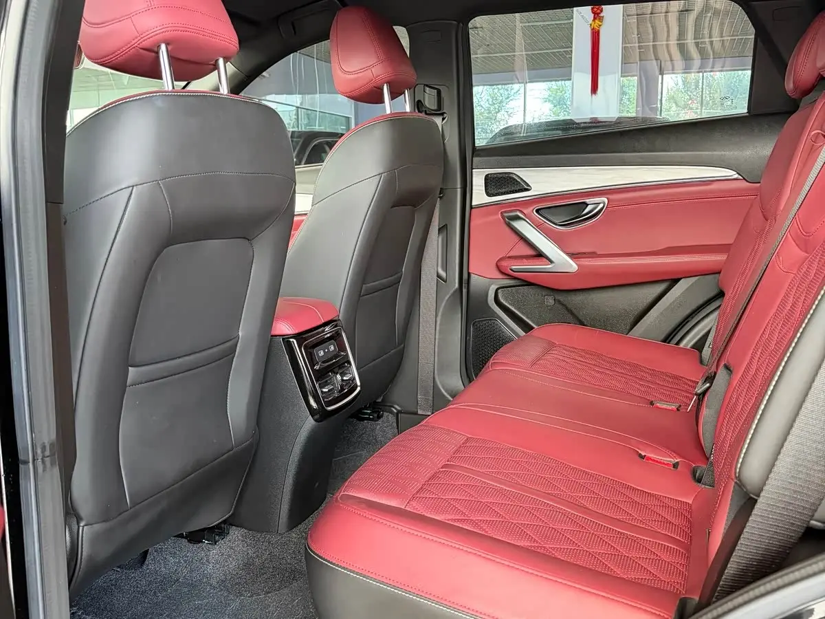 Jetour X70 PLUS 2023 — Фото 13/20