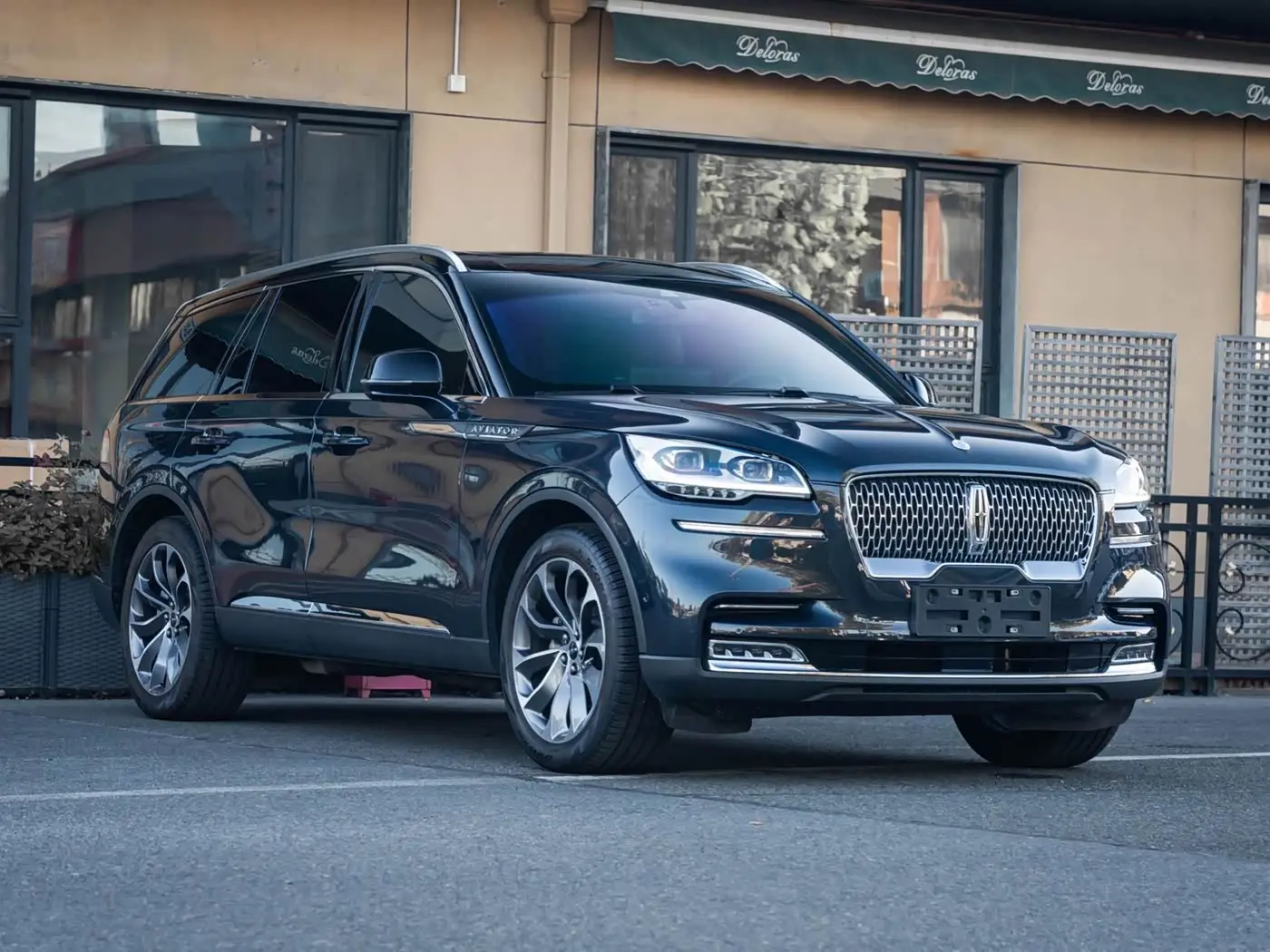 Lincoln Aviator 2021 — Şəkil 3/20