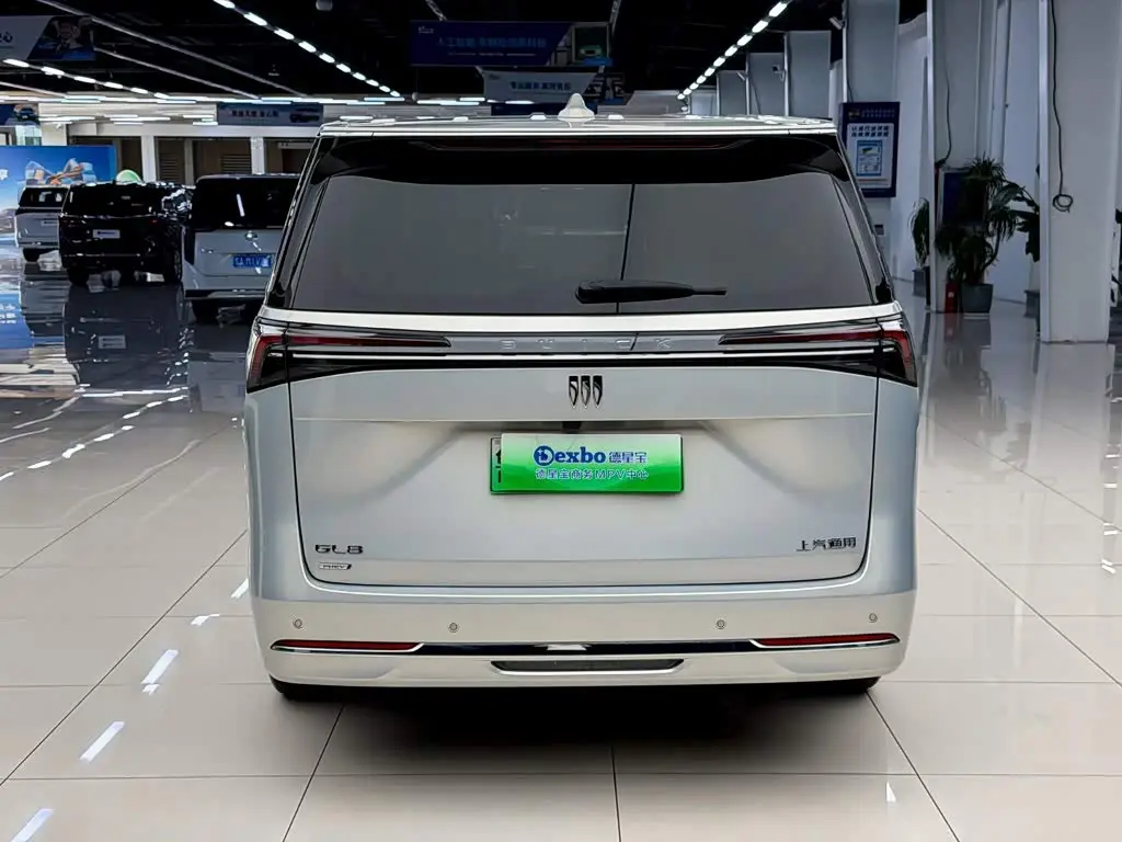 Buick GL8 New Energy 2025 — Фото 11/15