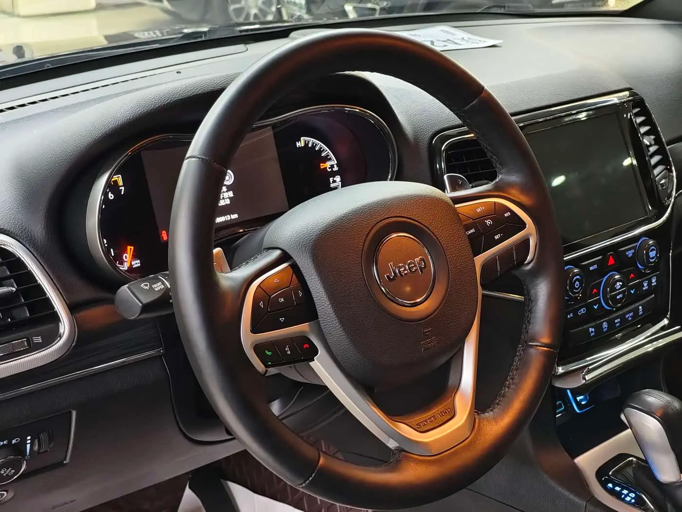 Jeep Grand Cherokee 2021 — Photo 5/20