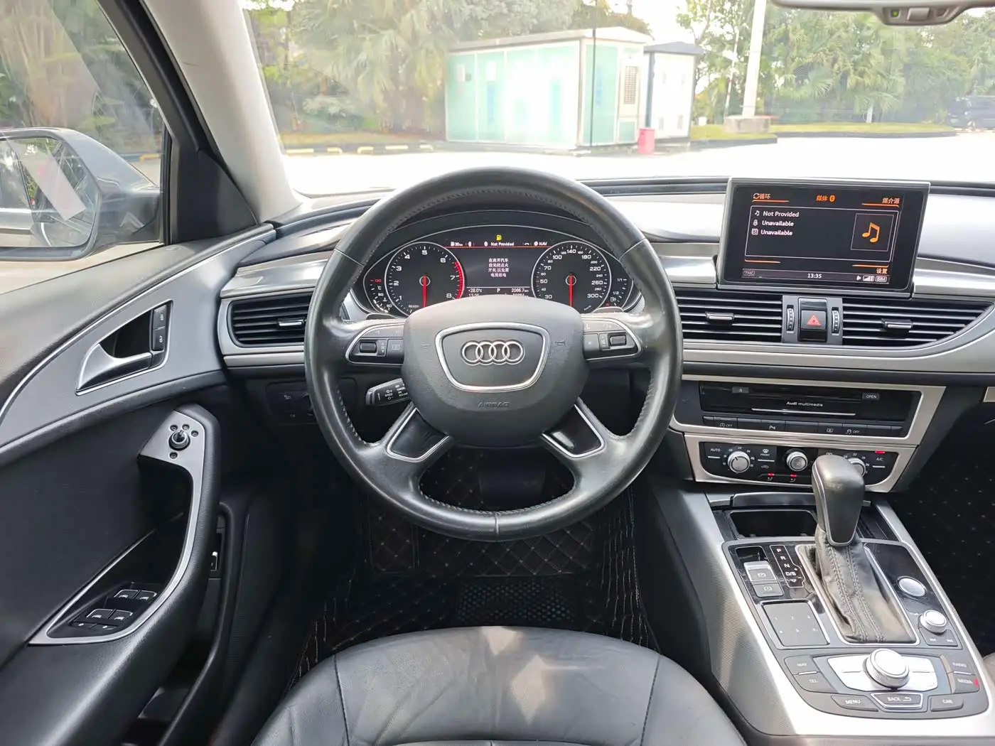 Audi A6L 2017 — Şəkil 13/16