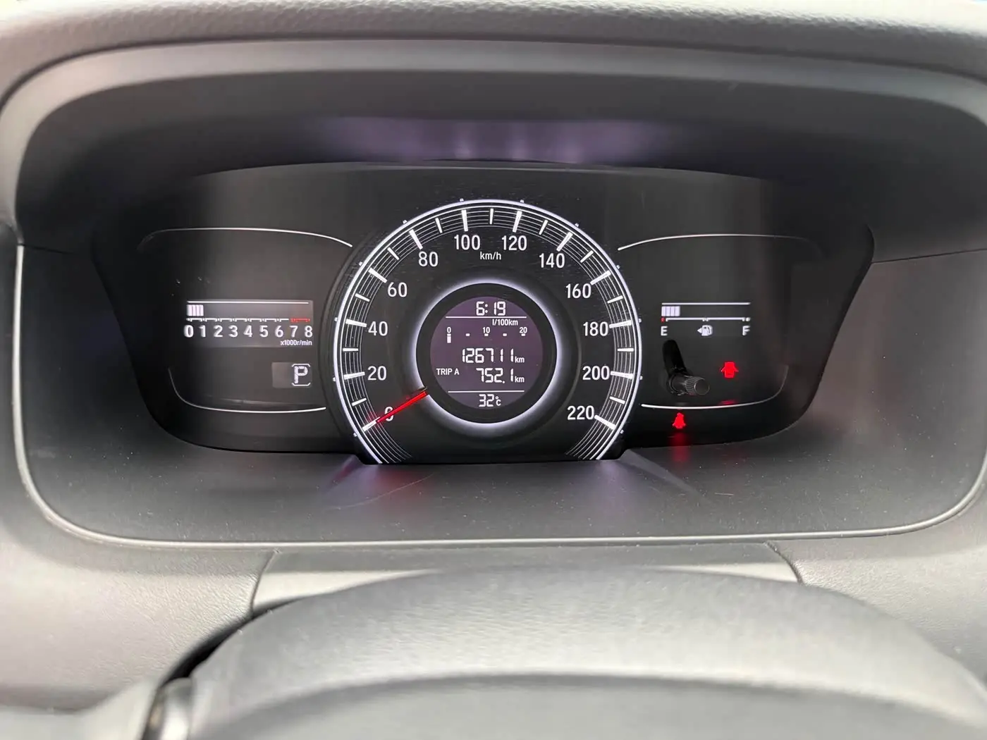 Honda Odyssey 2017 — Фото 8/19