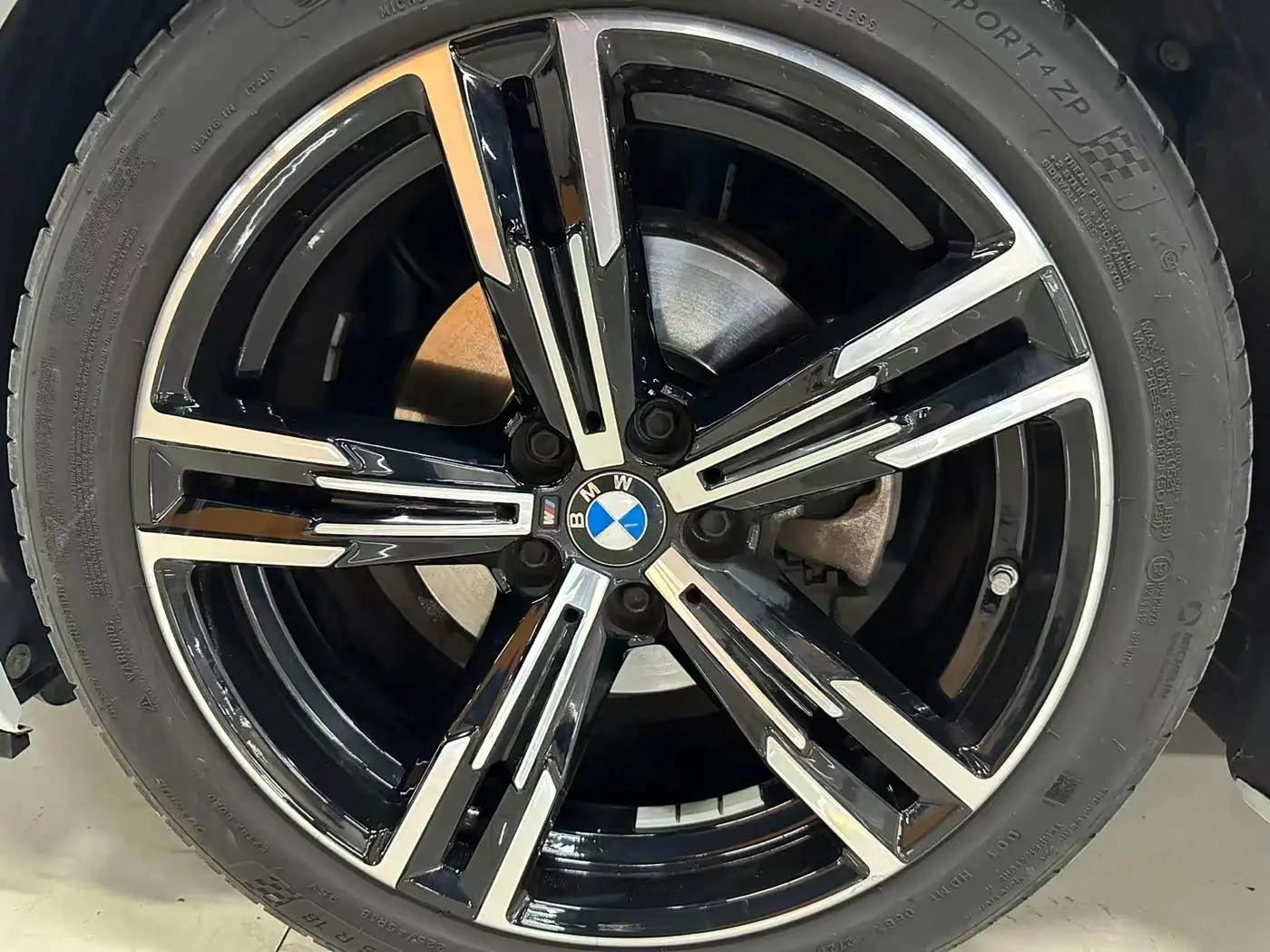 BMW 4 Series 2022 — Şəkil 13/16
