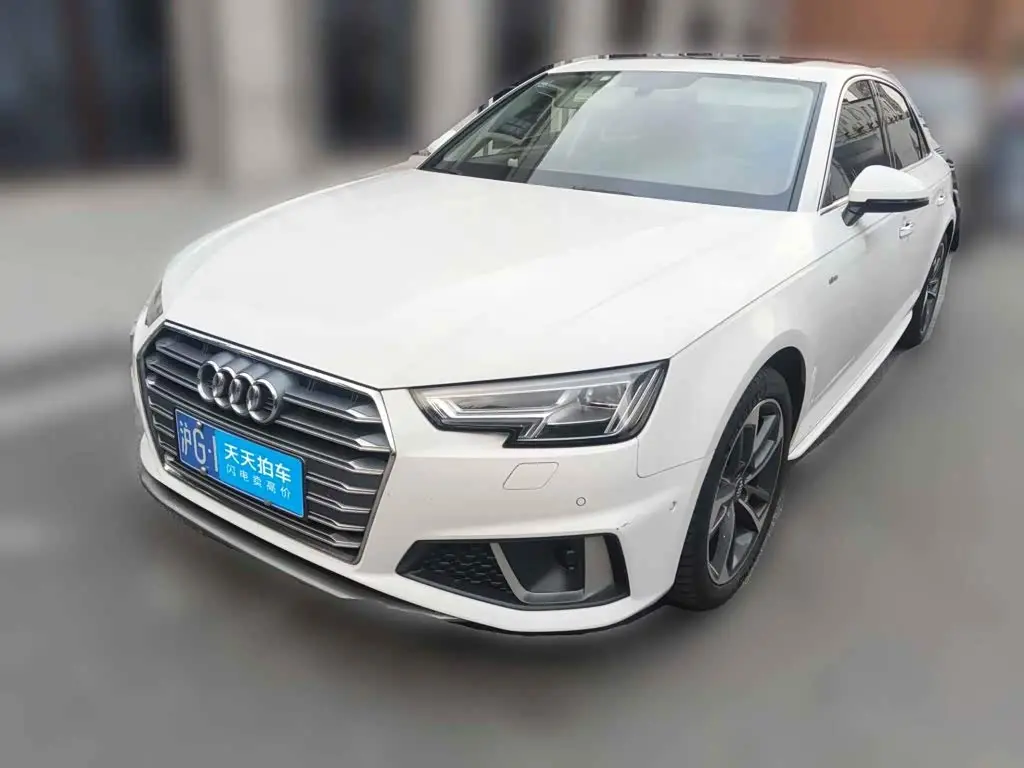 Audi A4L 2020 — Фото 1/12