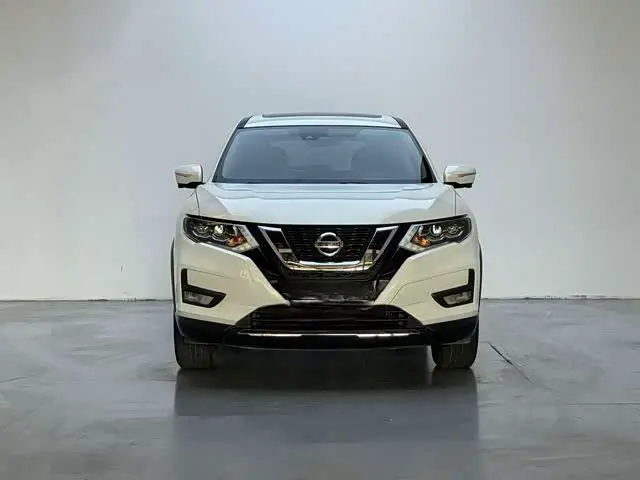 Nissan X-Trail 2020 — Photo 2/15