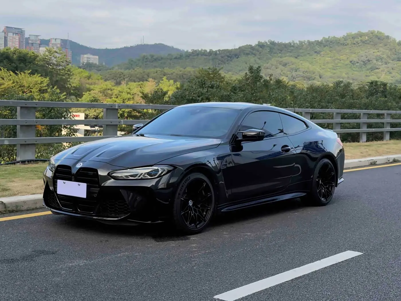 BMW M4 2022 — Photo 1/11