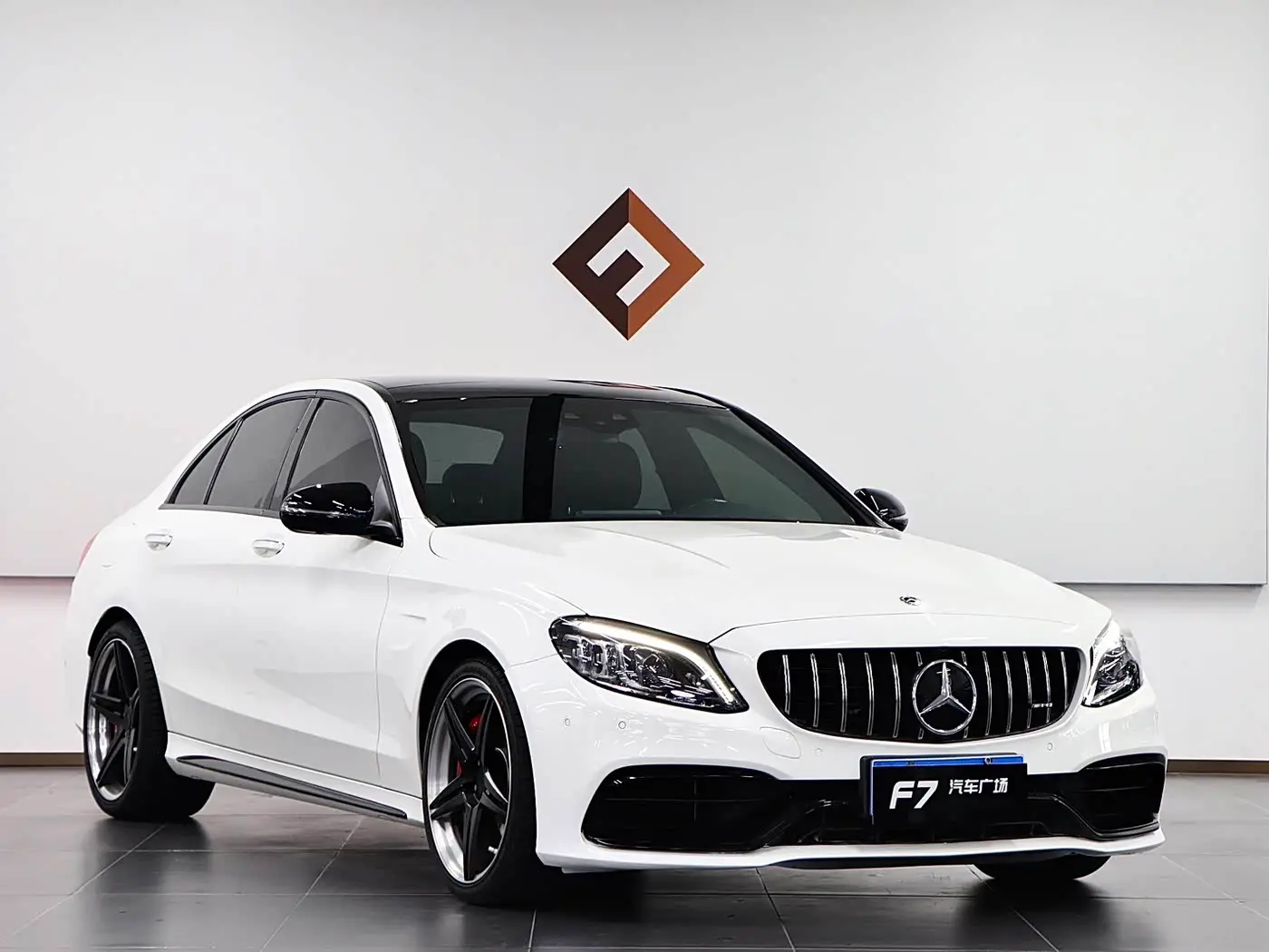 Mercedes-Benz C-Class AMG 2020 — Photo 3/20