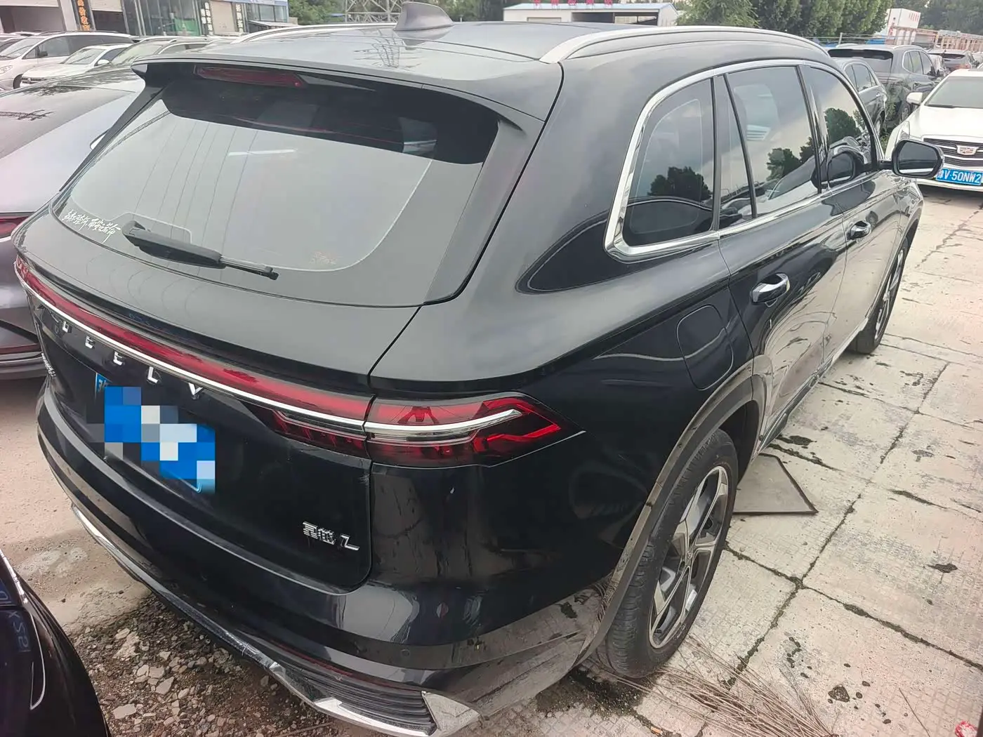 Geely Xingyue L 2023 — Фото 13/13