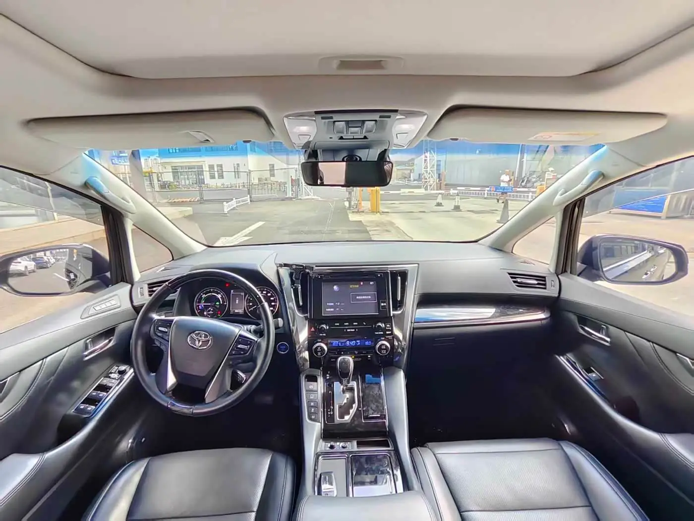 Toyota Vellfire 2020 — Фото 5/20