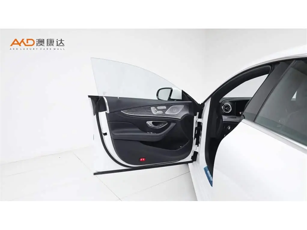 Mercedes-Benz CLS 2020 — Photo 10/10