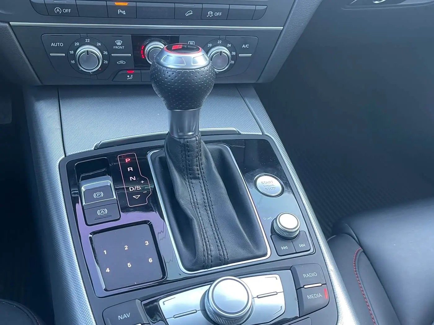 Audi A6 2016 — Photo 14/19