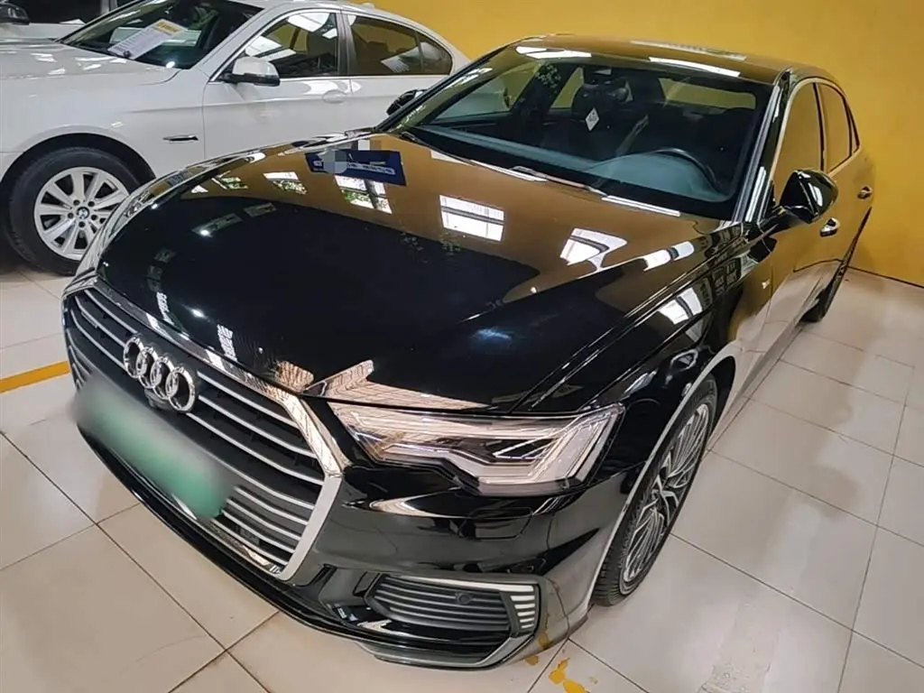 Audi A6L New Energy 2023 — Фото 1/20