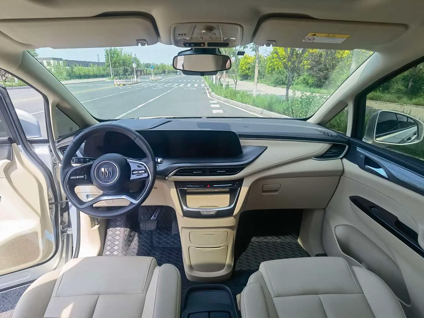 Buick GL8 New Energy 2025 — Şəkil 12/12