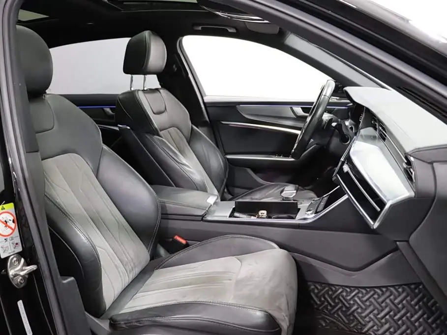 Audi A6L 2021 — Photo 7/20