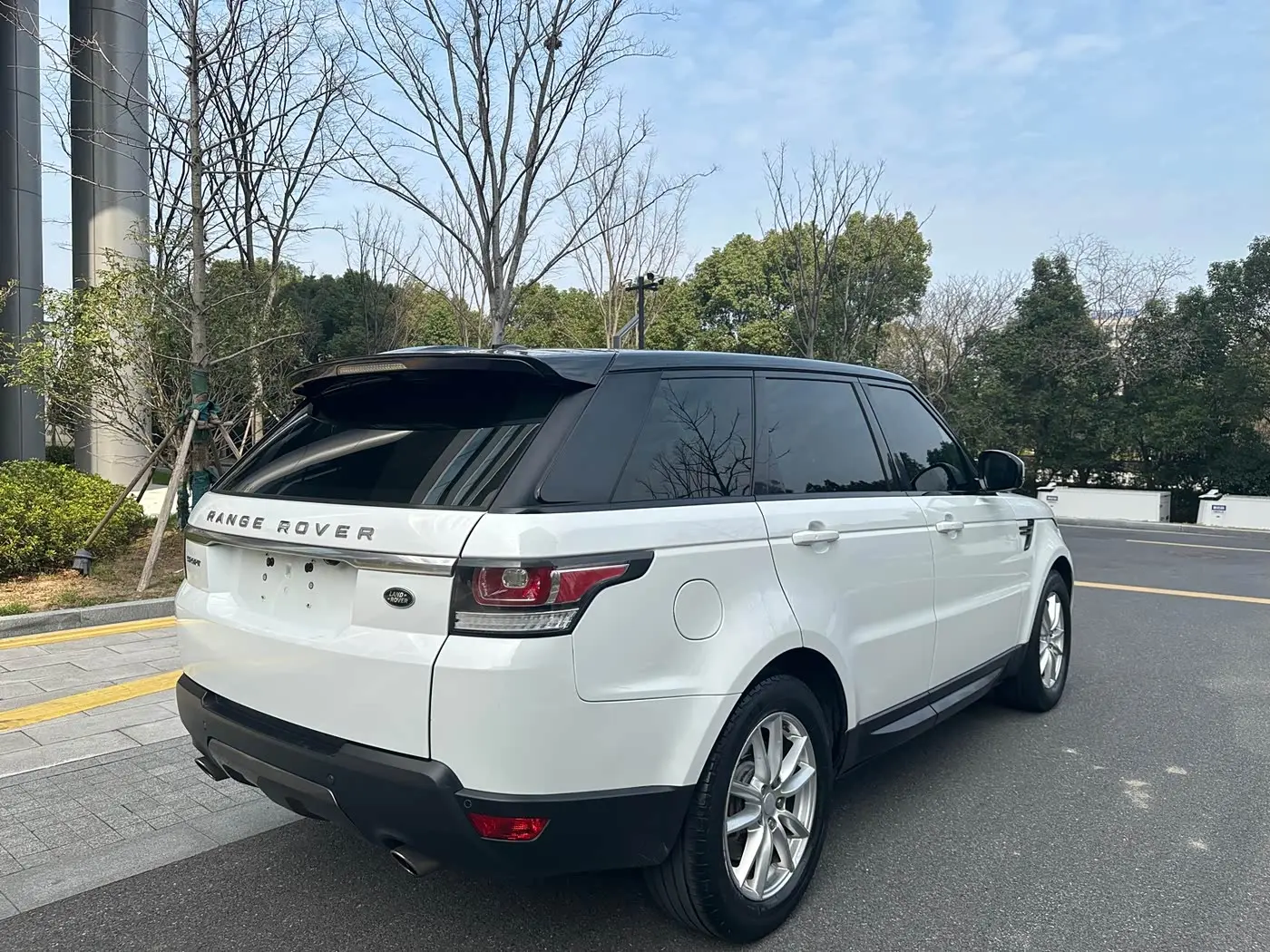 Land Rover Range Rover Sport 2015 — Photo 7/14