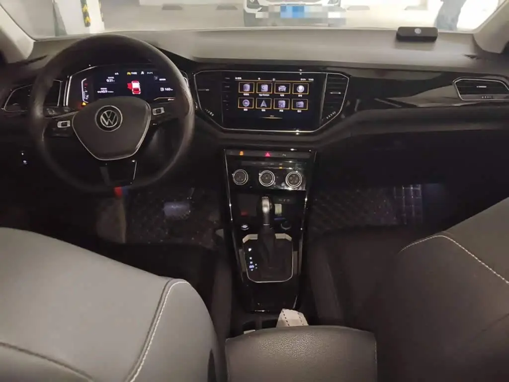 Volkswagen T-ROC 2022 — Şəkil 10/20