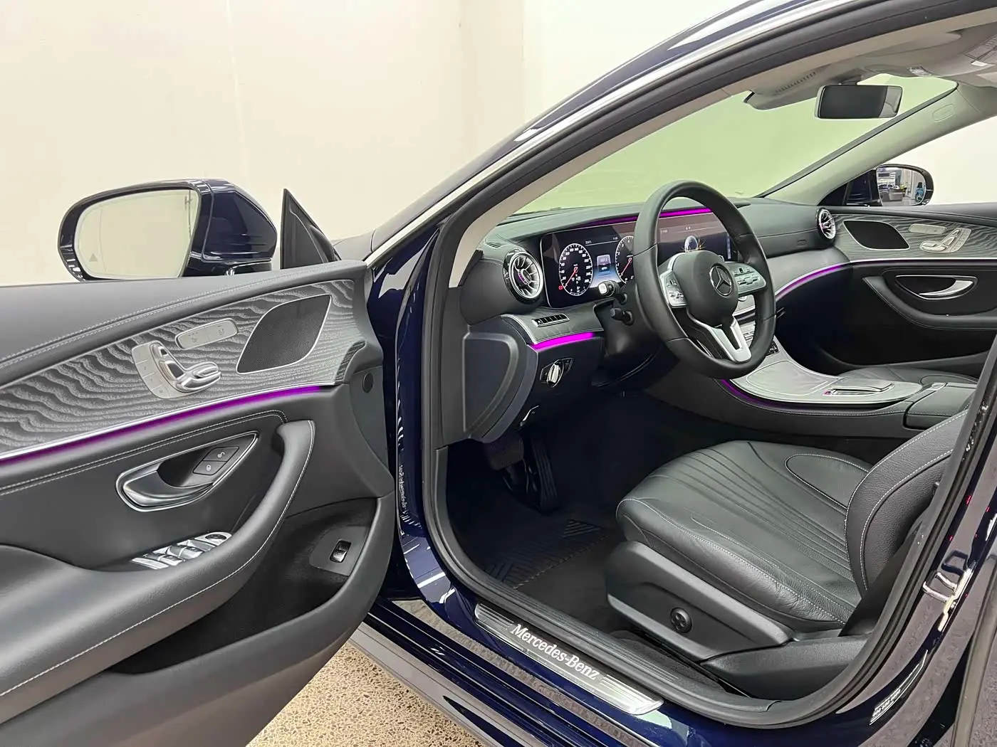 Mercedes-Benz CLS 2019 — Photo 9/20