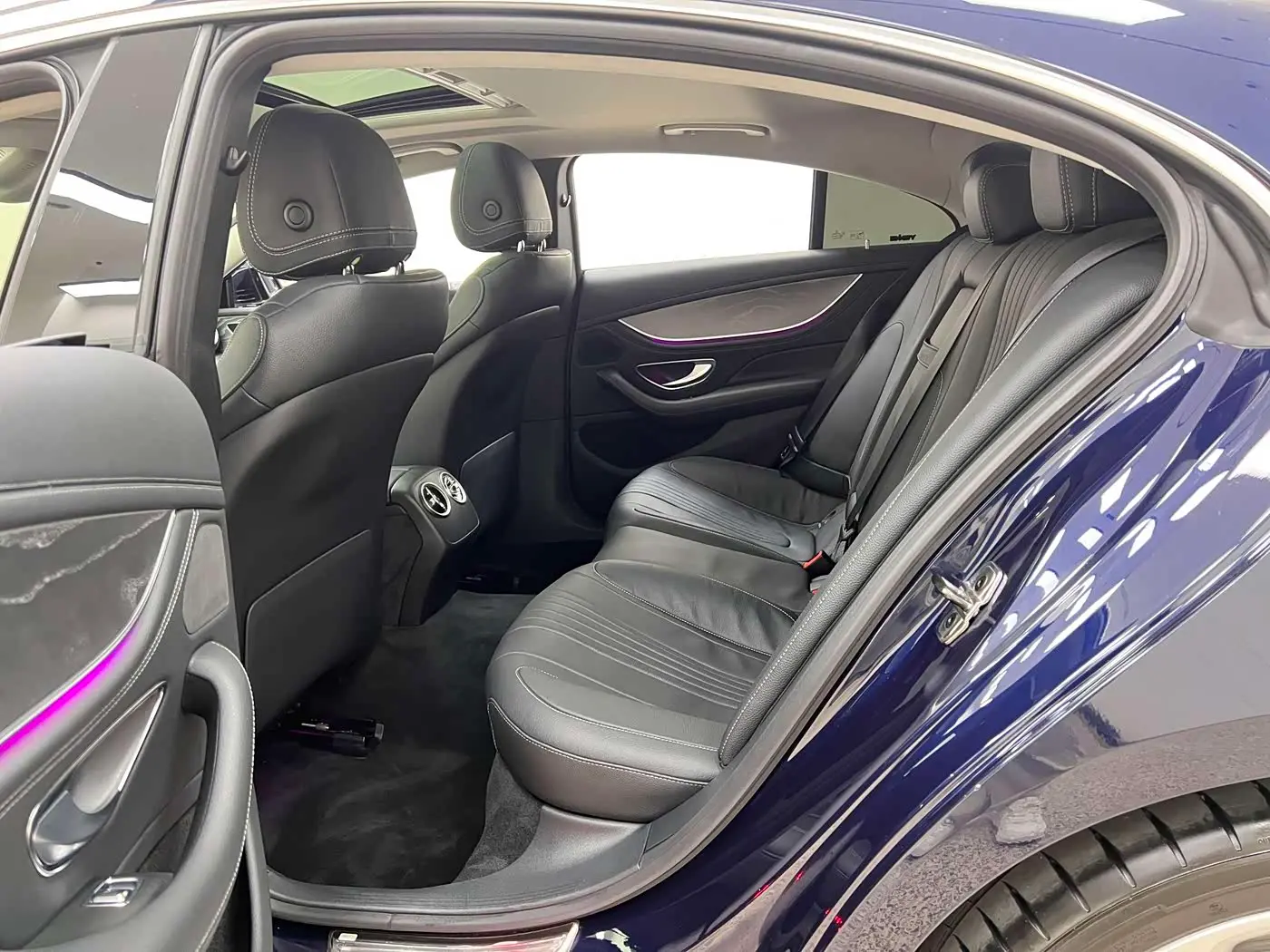 Mercedes-Benz CLS 2019 — Photo 17/20