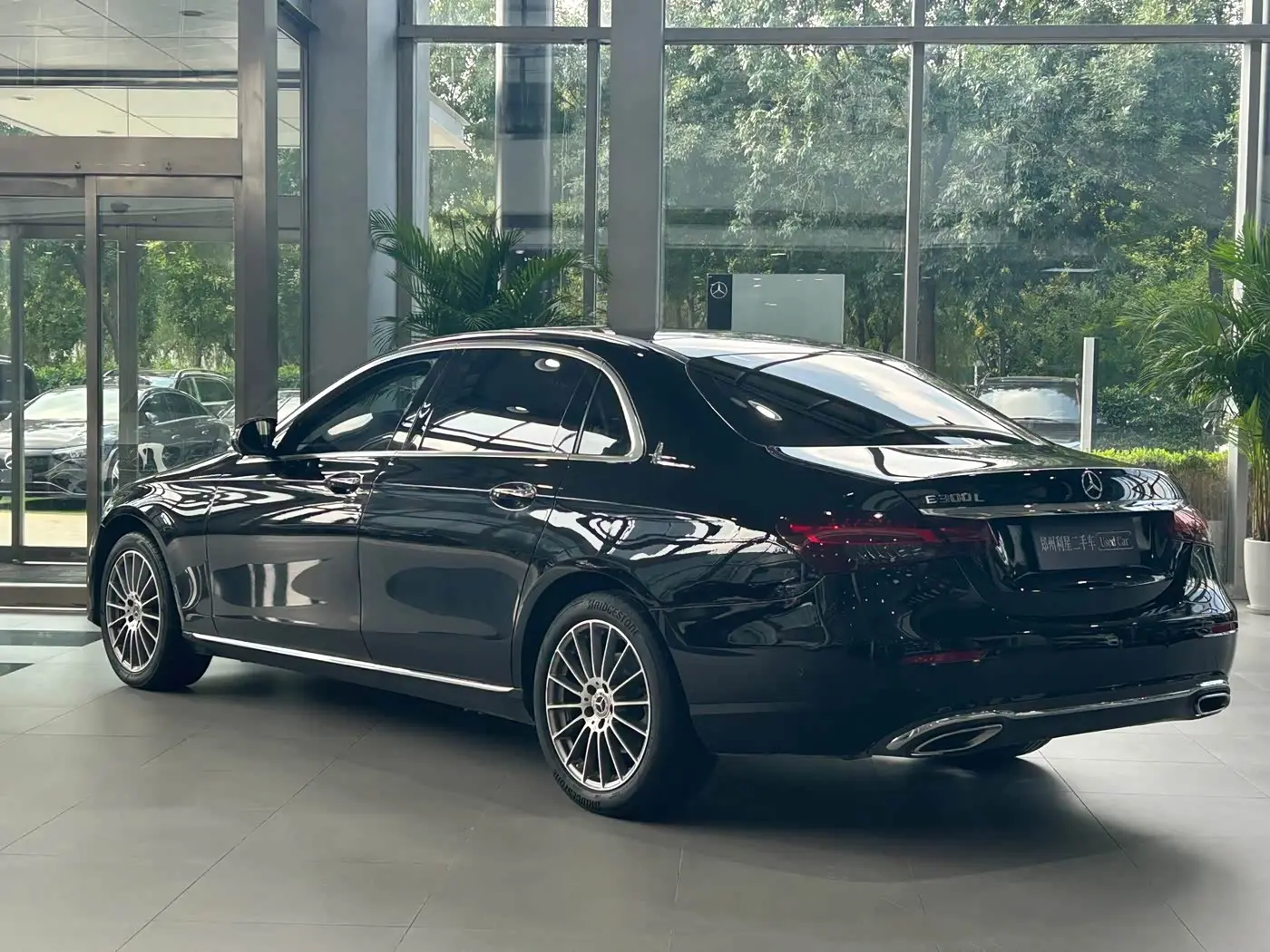 Mercedes-Benz E-Class 2021 — Şəkil 6/9