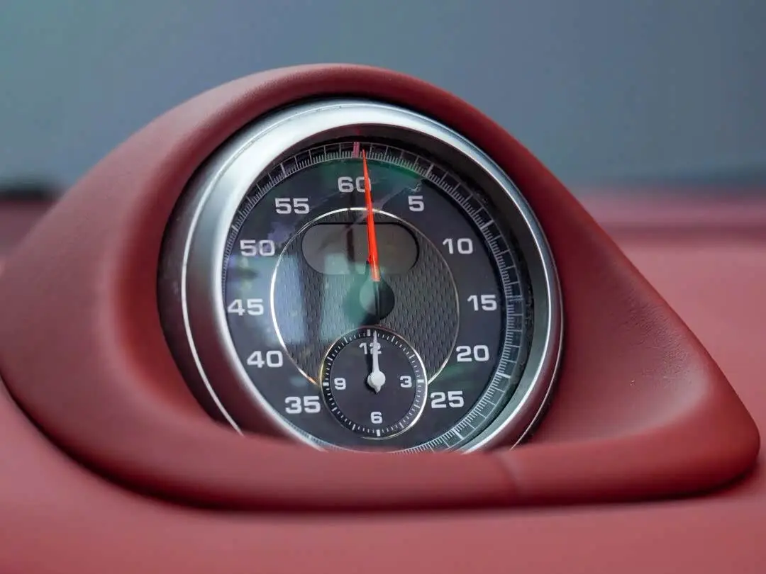 Porsche 911 2010 — Photo 10/17
