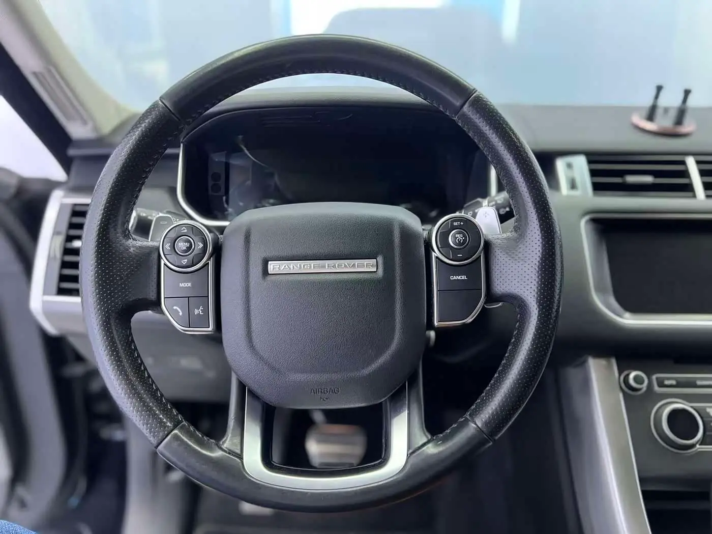 Land Rover Range Rover Sport 2017 — Фото 12/16