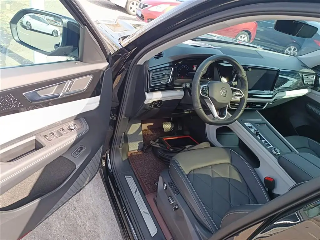 Volkswagen Teramont 2024 — Photo 12/20