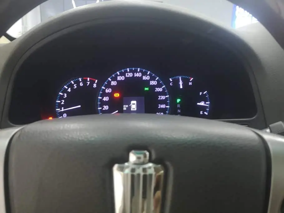 Toyota Crown 2014 — Фото 14/16