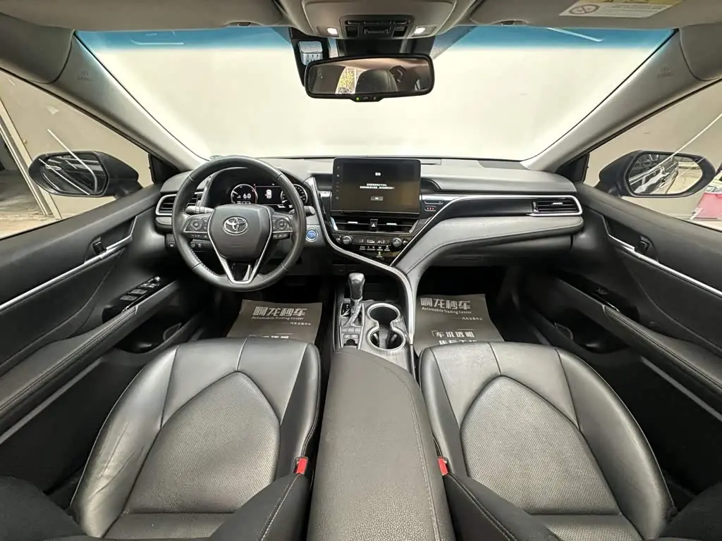 Toyota Camry 2022 — Şəkil 6/14