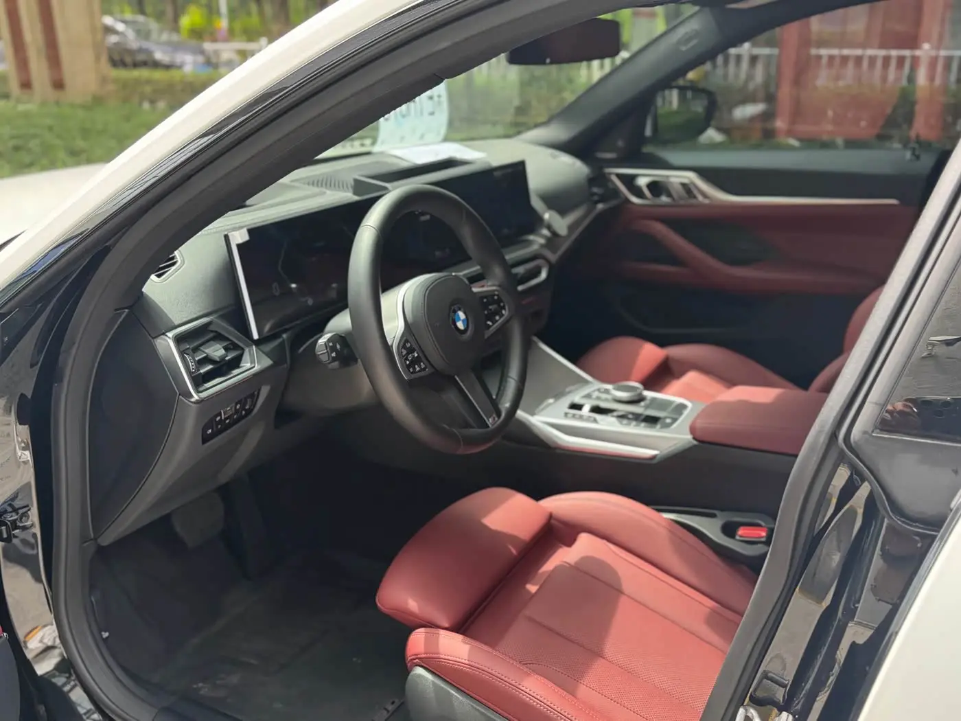 BMW 4 Series 2024 — Photo 11/17