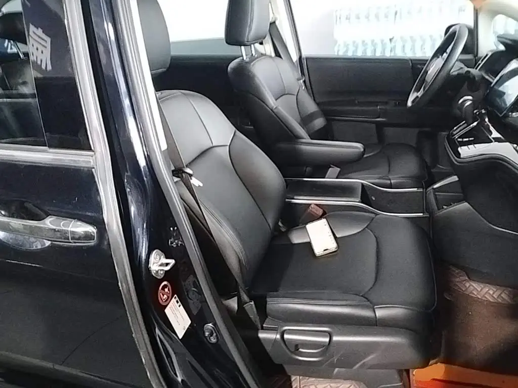 Honda Odyssey 2020 — ფოტო 20/20