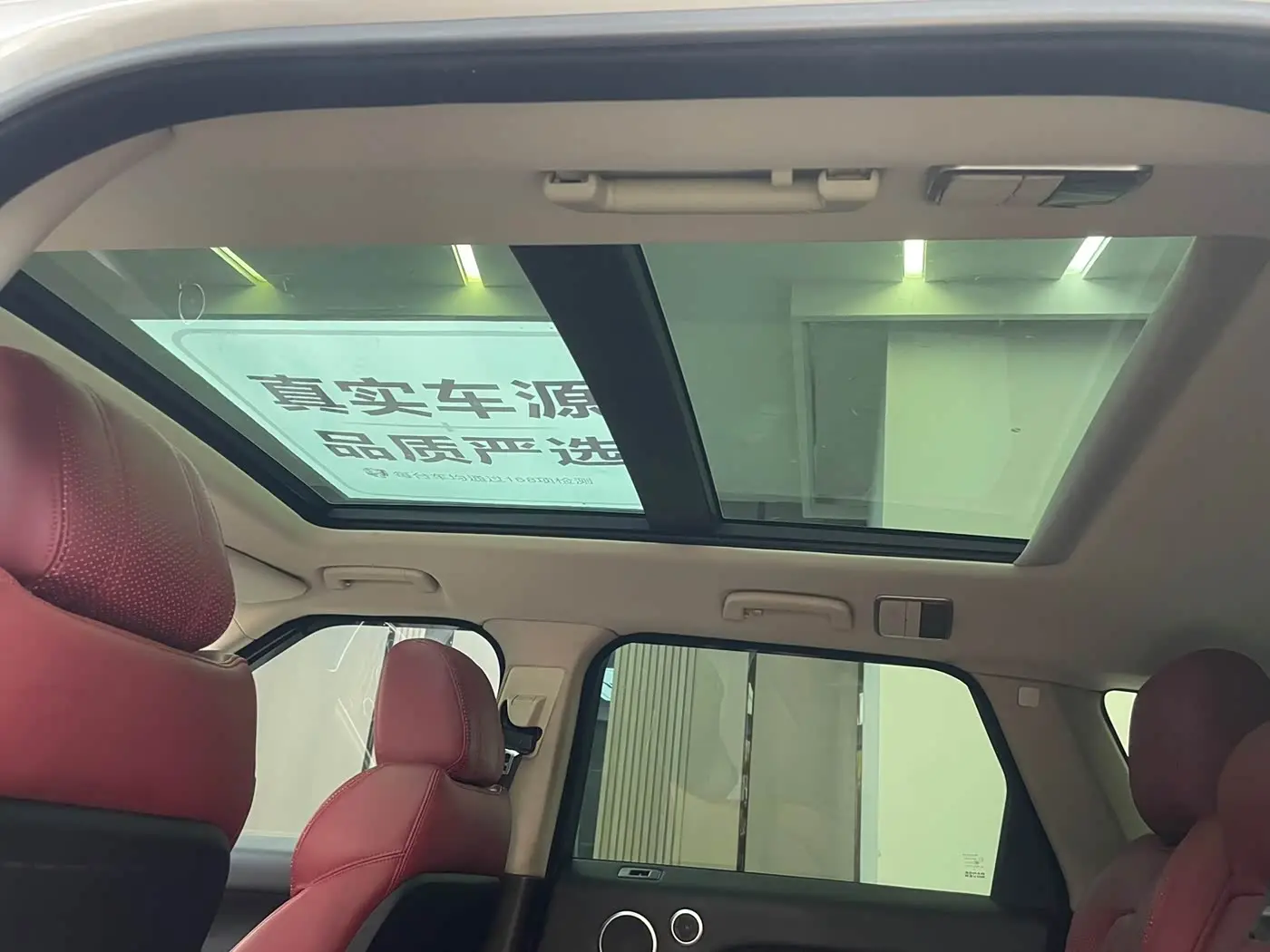 Land Rover Range Rover Sport 2015 — Фото 12/13