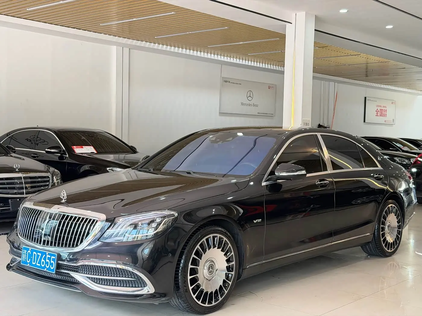 Mercedes-Benz S-Class 2017 — Photo 6/10