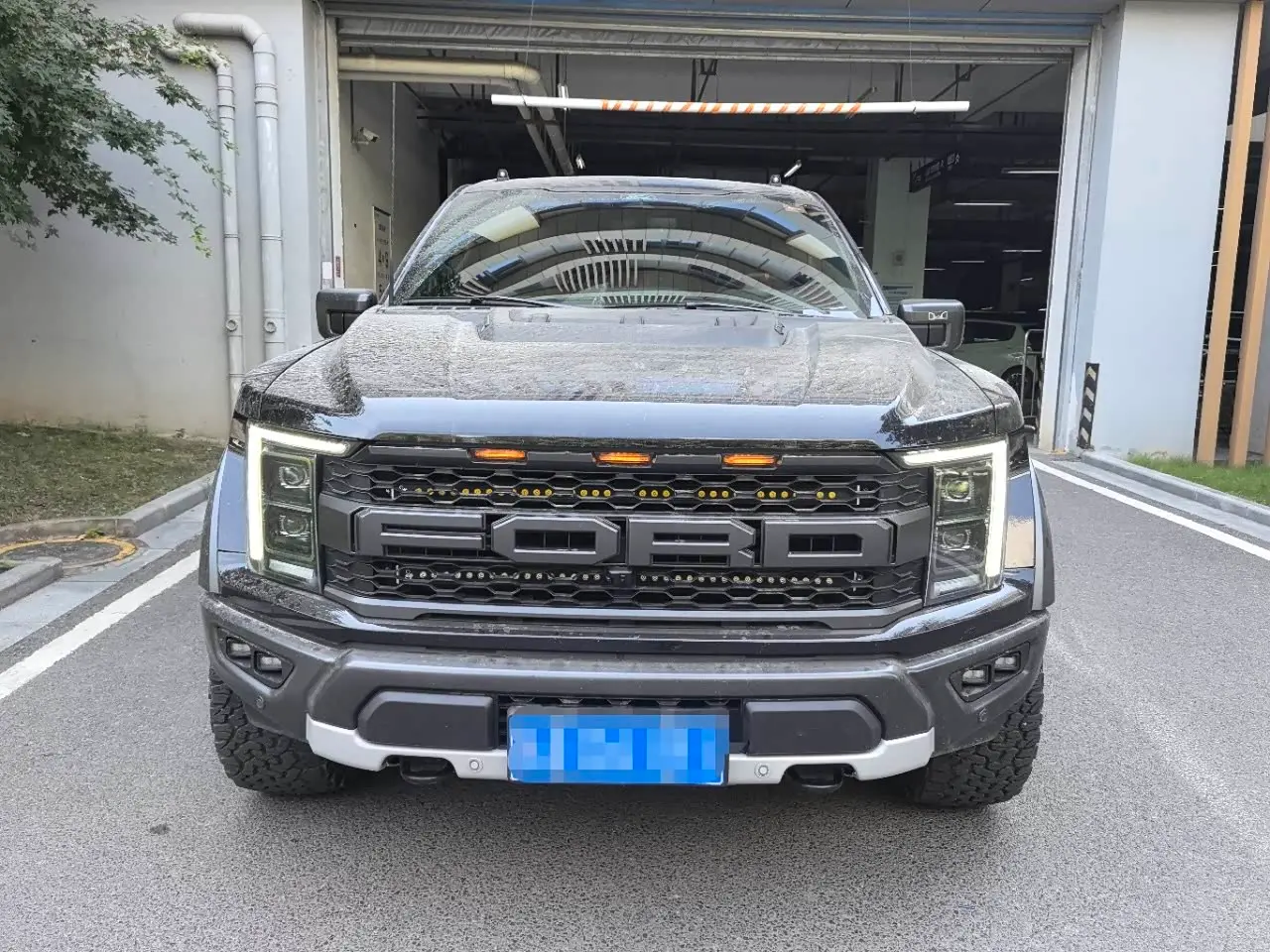 Ford F-150 Raptor 2023 — Photo 2/15
