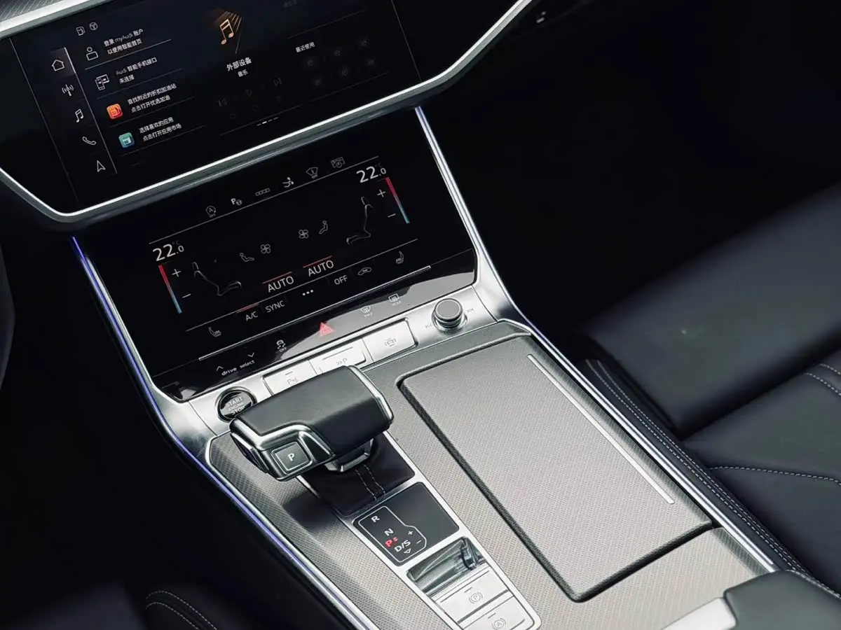 Audi A7 2024 — Photo 8/16