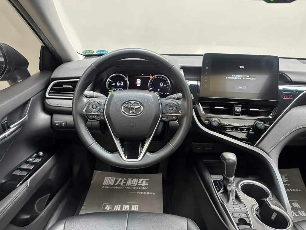 Toyota Camry 2022 — Şəkil 9/14