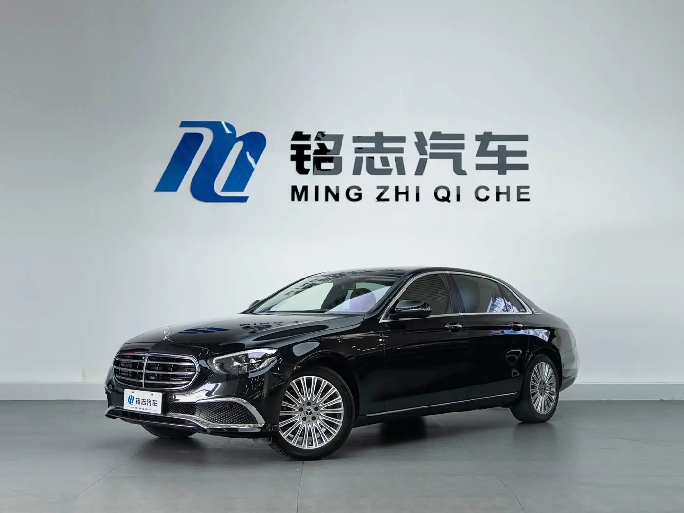 Mercedes-Benz E-Class 2023 — Фото 2/15