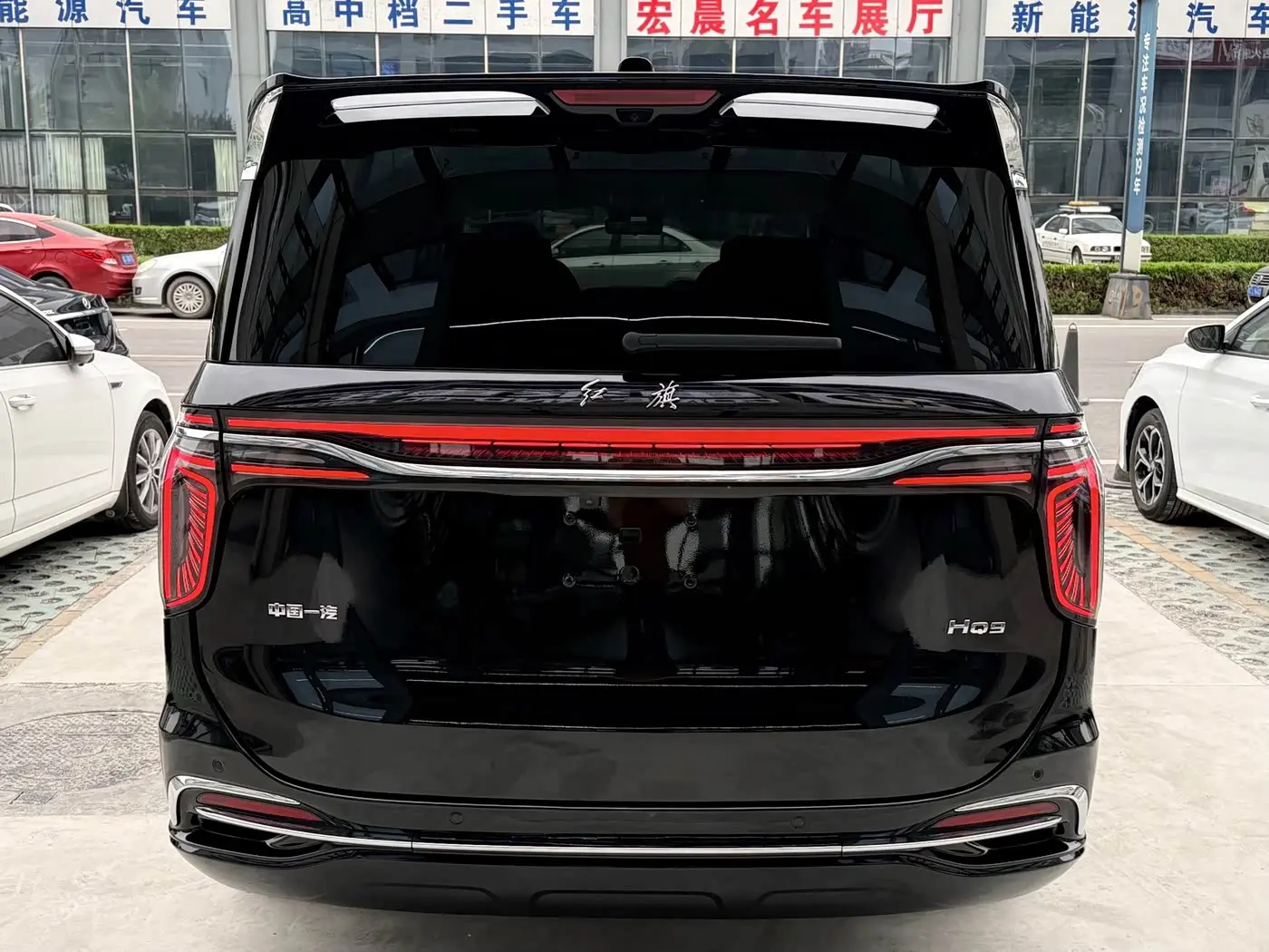 Hongqi HQ9 2023 — Şəkil 5/20