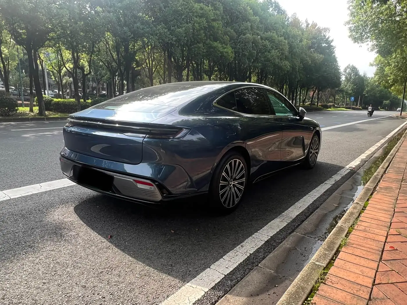 Geely Galaxy Galaxy Xingyao 8 2025 — Фото 4/9