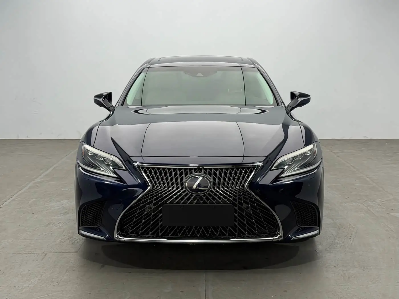 Lexus LS 2018 — Şəkil 2/16