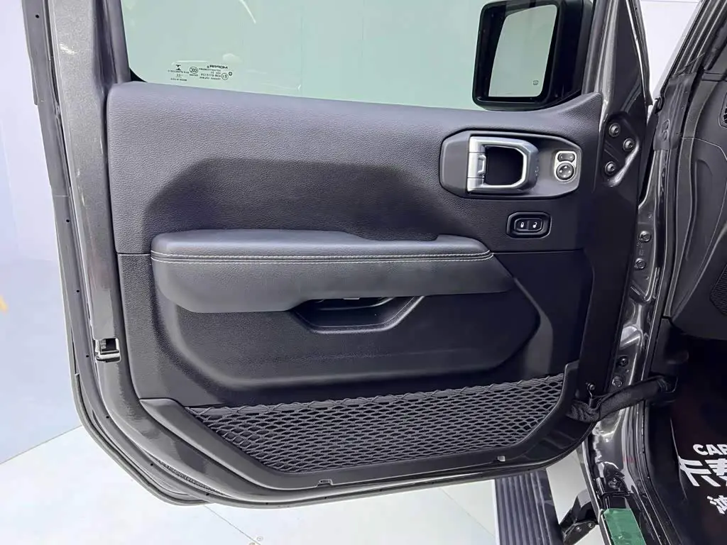 Jeep Wrangler 4xe 2022 — Фото 16/20