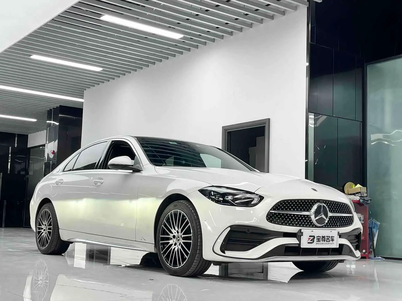 Mercedes-Benz C-Class 2024 — Photo 3/16