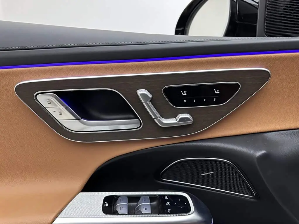 Mercedes-Benz E-Class 2026 — Фото 15/16