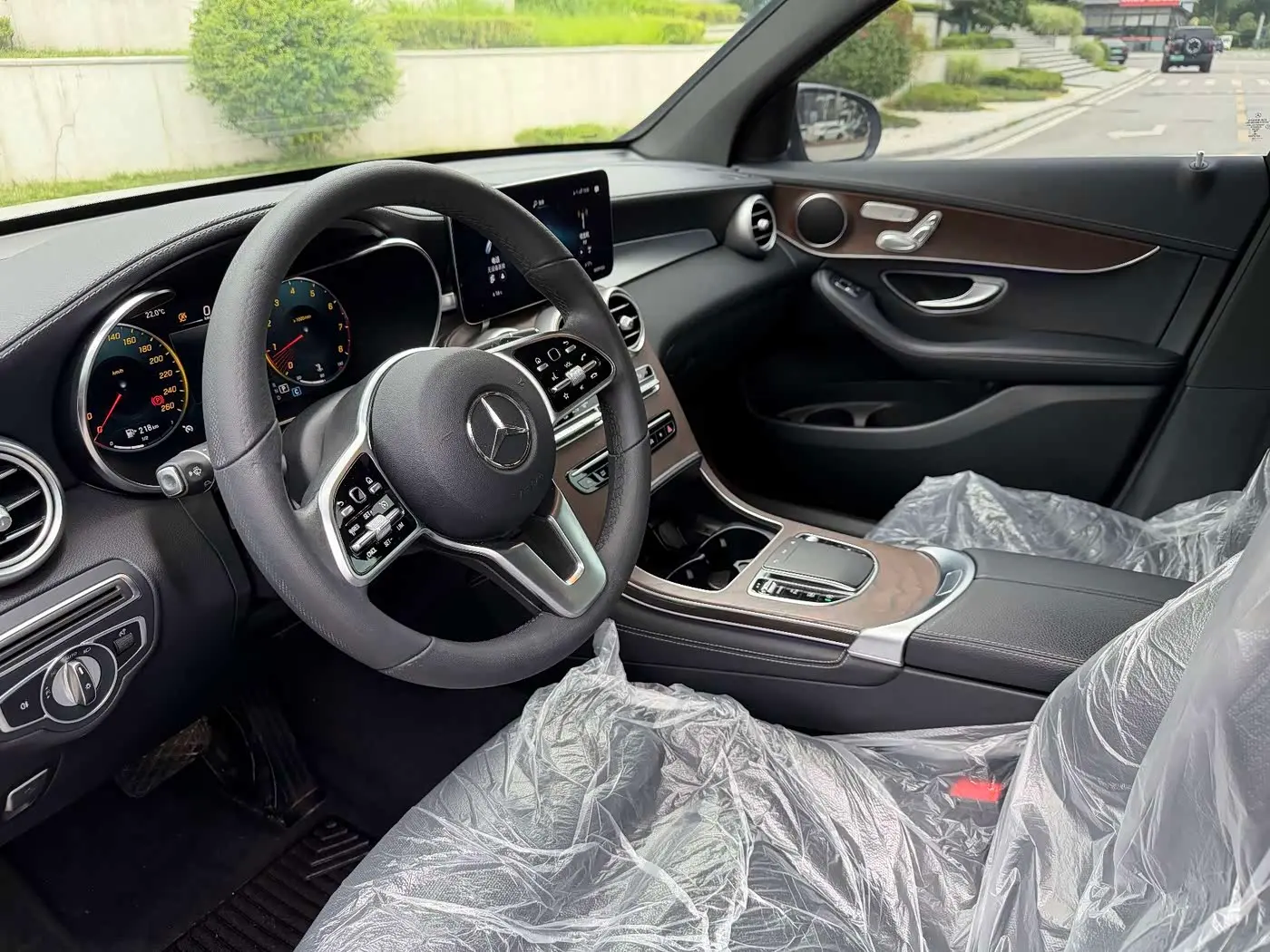 Mercedes-Benz GLC 2021 — Şəkil 16/20